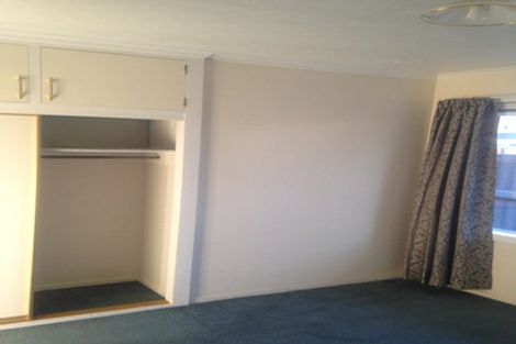 Photo of property in 77 Memorial Avenue, Ilam, Christchurch, 8053