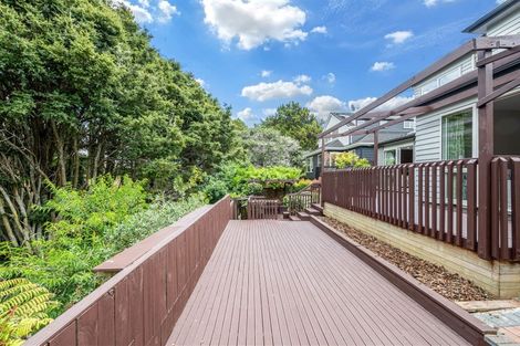 Photo of property in 7 Lucca Crescent, Flat Bush, Auckland, 2019