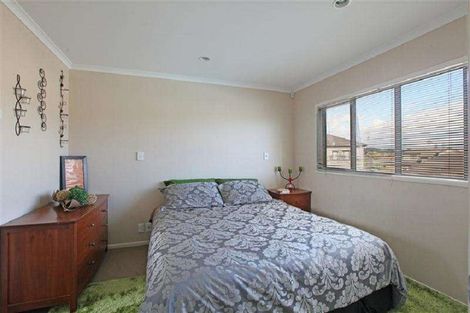 Photo of property in 11 Skip Lane, East Tamaki, Auckland, 2013