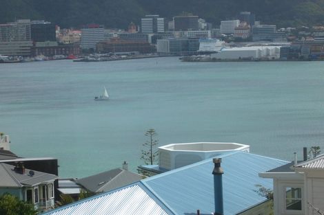 Photo of property in 6 Telford Terrace, Oriental Bay, Wellington, 6011