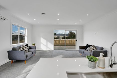 Photo of property in 1 Horoeka Street, Inglewood, 4330