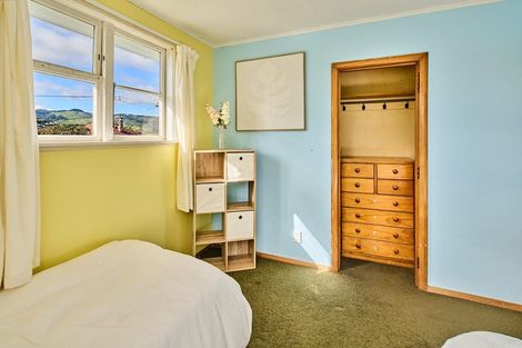 Photo of property in 19 Franklyn Road, Tawa, Wellington, 5028