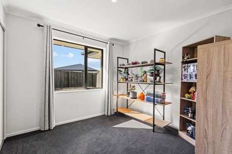 Photo of property in 27 Helicon Street, Pegasus, 7612