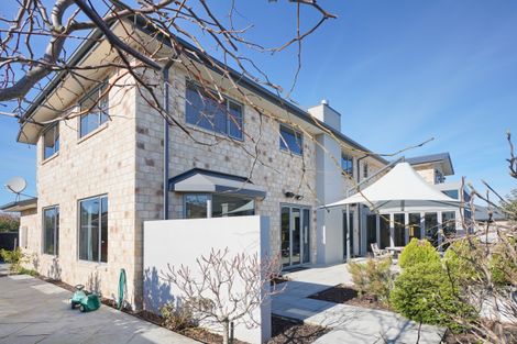 Photo of property in 15 Breton Close, Northwood, Christchurch, 8051