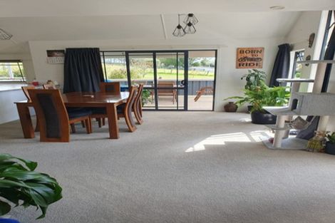 Photo of property in 647 Pipiwai Road, Matarau, Whangarei, 0176