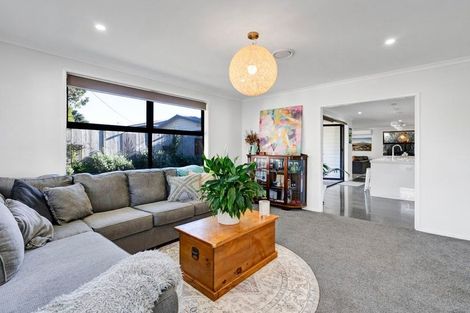 Photo of property in 93e Clemow Road, Fitzroy, New Plymouth, 4312