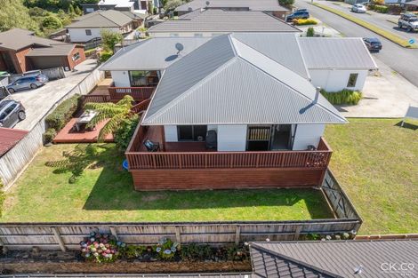 Photo of property in 102 Kirton Drive, Riverstone Terraces, Upper Hutt, 5018