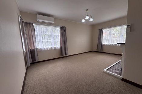 Photo of property in 2 Anderson Street, Hokowhitu, Palmerston North, 4410