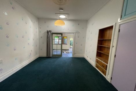 Photo of property in 164 Saint Aubyn Street, New Plymouth, 4310