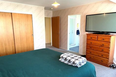 Photo of property in 15a Jeffares Place, Taradale, Napier, 4112