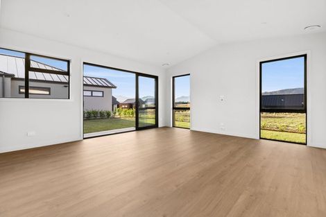 Photo of property in 14a Marjon Drive, Wanaka, 9305