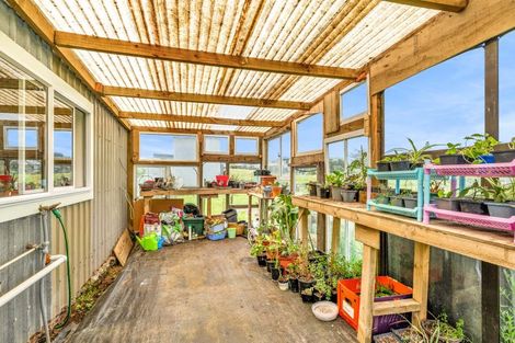 Photo of property in 225 Bridge Street, Eltham, 4322