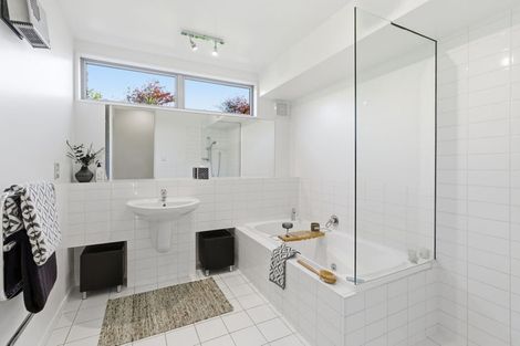 Photo of property in 4 Crombie Green, Northwood, Christchurch, 8051