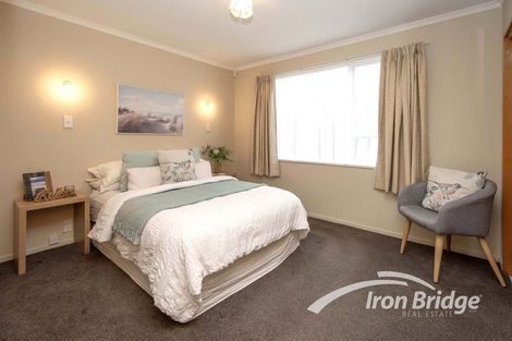 Photo of property in 2/44 Hills Road, Edgeware, Christchurch, 8013