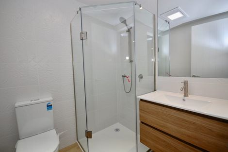 Photo of property in 3/139 Tirimoana Road, Te Atatu South, Auckland, 0602