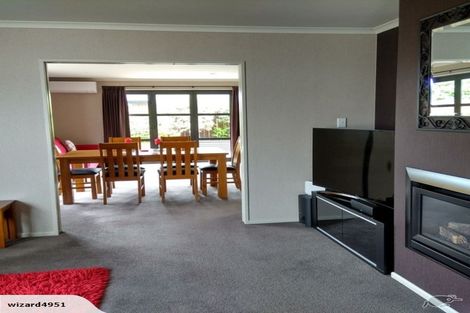 Photo of property in 11 Geneva Terrace, Kelvin Grove, Palmerston North, 4414