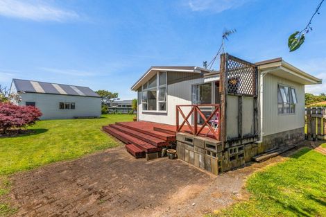 Photo of property in 5 Newbury Place, Waitara, 4320
