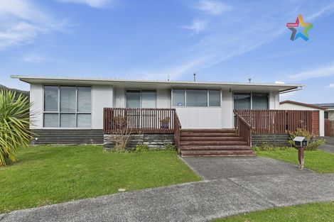 Photo of property in 3 Kilkenny Grove, Wainuiomata, Lower Hutt, 5014