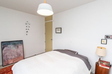 Photo of property in 76 Brougham Street, Mount Victoria, Wellington, 6011