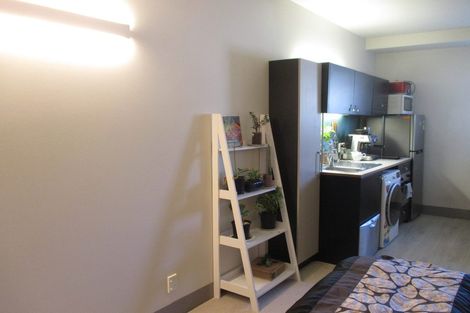 Photo of property in Urbane Apartments, 23/29 Webb Street, Mount Cook, Wellington, 6011