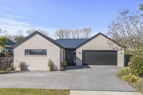 Photo of property in 3 Bosworth Street, Egmont Village, 4372