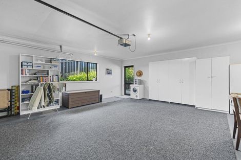 Photo of property in 6 Ash Place, Whalers Gate, New Plymouth, 4310