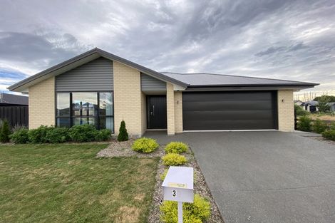 Photo of property in 33 Fearne Drive, Woodend, 7610