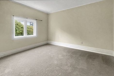 Photo of property in 108 The Parade, Island Bay, Wellington, 6023