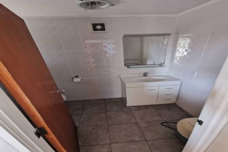 Photo of property in 30 Terra Nova Street, Glen Eden, Auckland, 0602