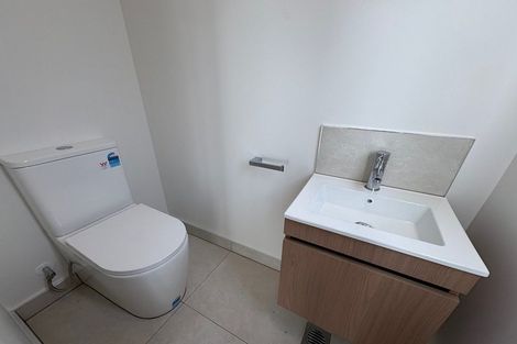 Photo of property in 2/146 Blenheim Road, Riccarton, Christchurch, 8041