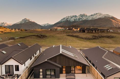 Photo of property in 50 Muster Road, Jacks Point, 9371