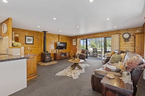 Photo of property in 90 Wirihana Road, Hawera, 4674