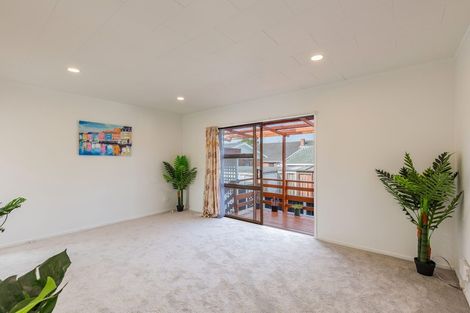 Photo of property in 5/3204 Great North Road, New Lynn, Auckland, 0600