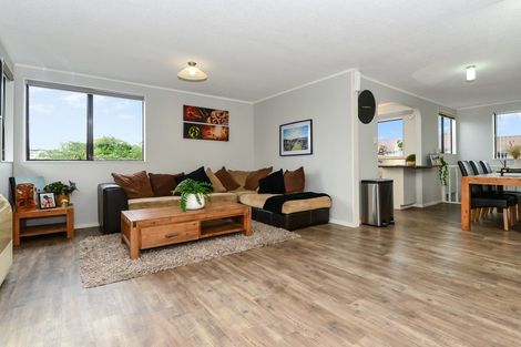 Photo of property in 23 Lachlan Drive, Dinsdale, Hamilton, 3204