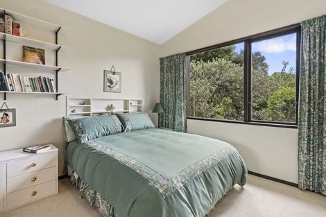 Photo of property in 12 Volkner Grove, Waterloo, Lower Hutt, 5011