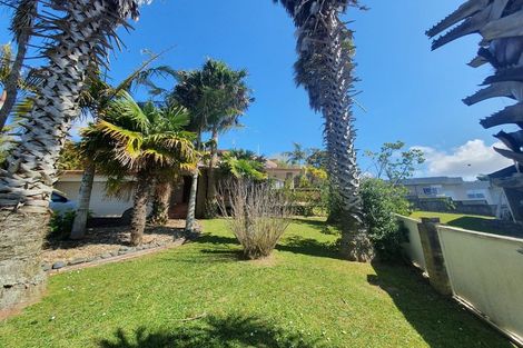 Photo of property in 45 Tenbless Court, Unsworth Heights, Auckland, 0632