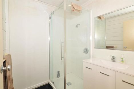 Photo of property in Te Awhina Apartments, 17/22u Sussex Street, Mount Cook, Wellington, 6021