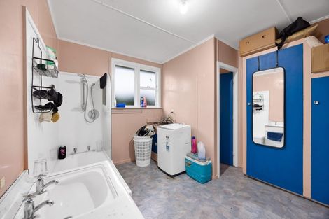 Photo of property in 53 Kapuni Street, Manaia, 4612