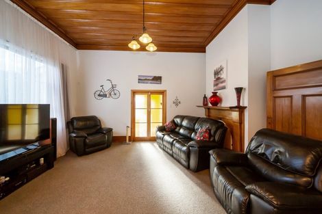 Photo of property in 107 Waihi Road, Hawera, 4610