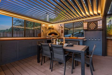 Photo of property in 76 Omapere Street, Whitby, Porirua, 5024