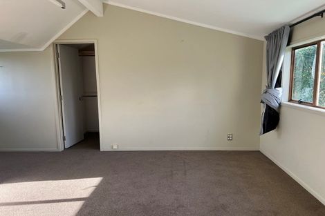 Photo of property in 15 Sunnynook Road, Forrest Hill, Auckland, 0620