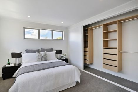 Photo of property in 10a Lyndhurst Road, Tawa, Wellington, 5028