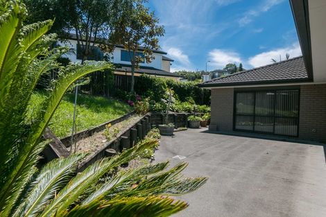 Photo of property in 94 San Marino Drive West, Henderson, Auckland, 0612