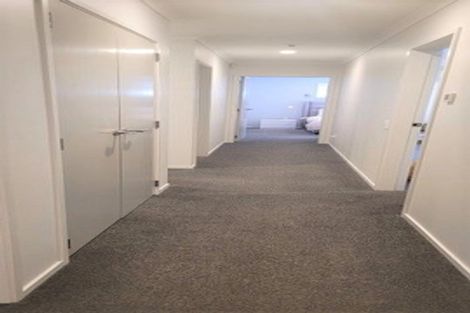 Photo of property in 19 Mooring Close, Whitby, Porirua, 5024