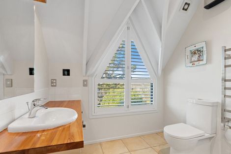 Photo of property in 10 Tuawera Terrace, Clifton, Christchurch, 8081
