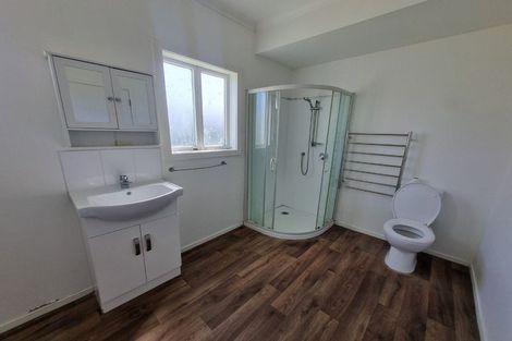 Photo of property in 90 Hinau Street, Castlecliff, Whanganui, 4501