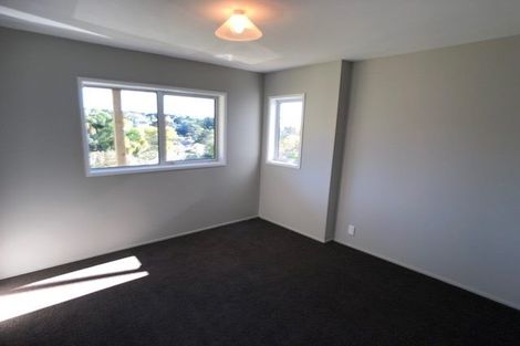 Photo of property in 213a Golf Road, Titirangi, Auckland, 0604
