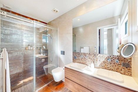 Photo of property in 49 Ashton Fitchett Drive, Brooklyn, Wellington, 6021