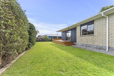 Photo of property in 5 Dillon Drive, Bell Block, New Plymouth, 4312