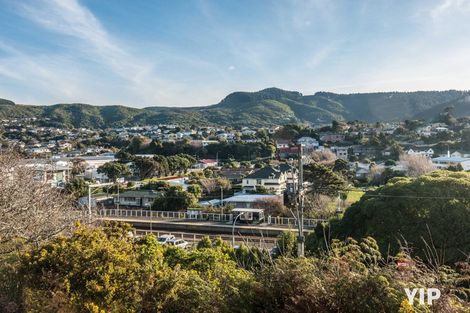 Photo of property in 3 Tawa Terrace, Tawa, Wellington, 5028